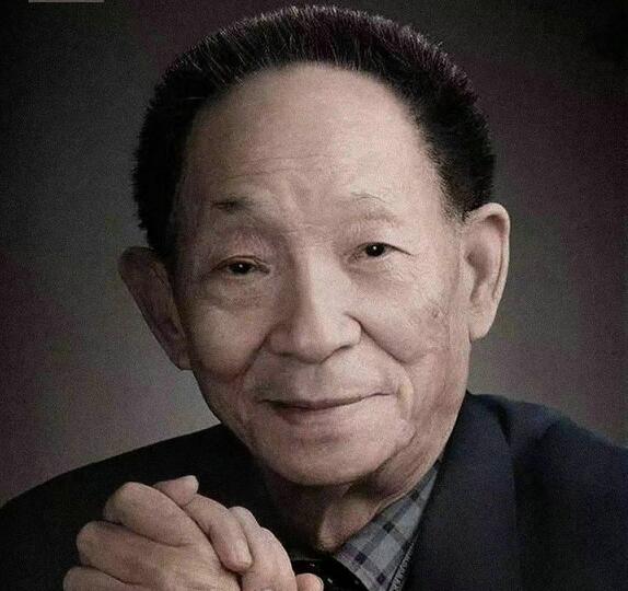 “杂交水稻之父”袁隆平院士22日在长沙逝世 享年91岁